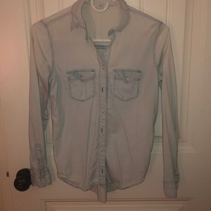 Button down slightly denim but softer